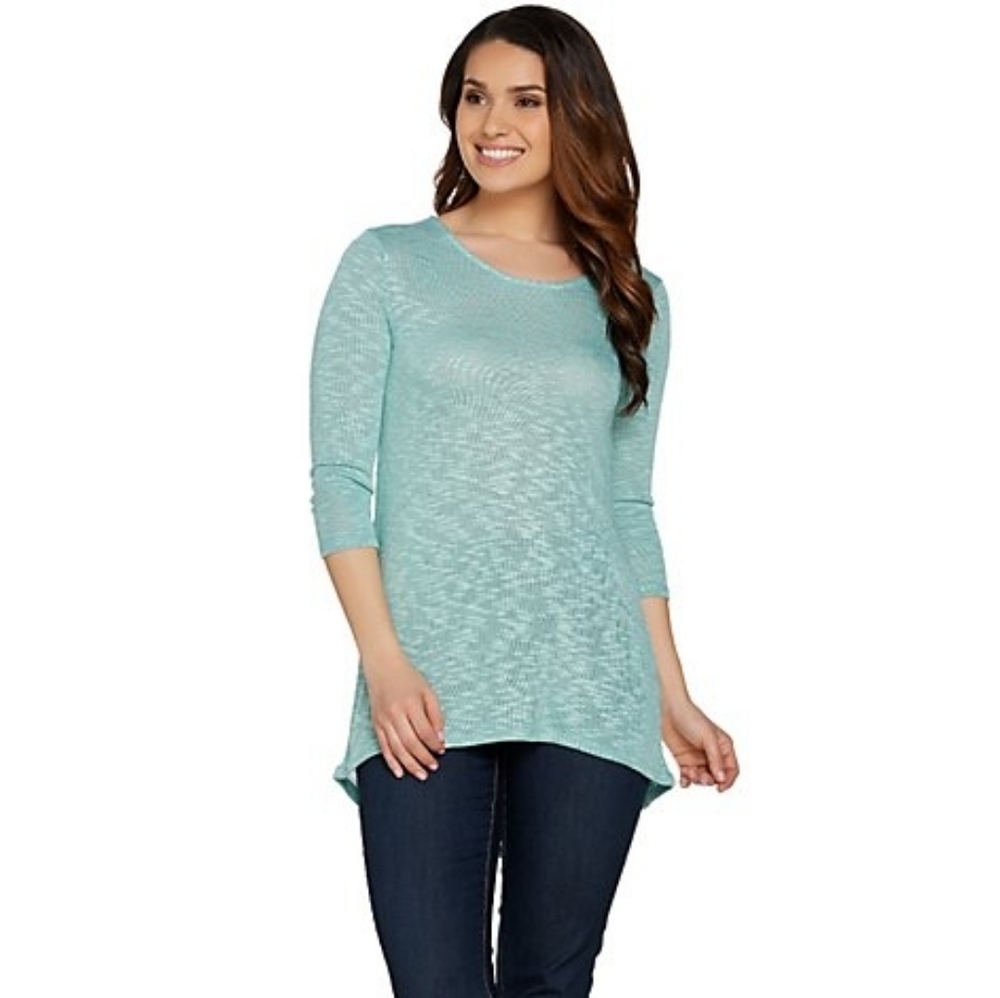 Women's Mint Green Three-Quarter Sleeve Tunic Top